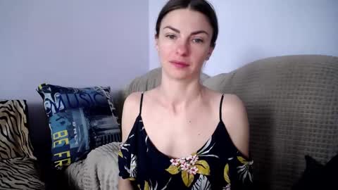 Zoe online show from 09-12-25, 08:03
