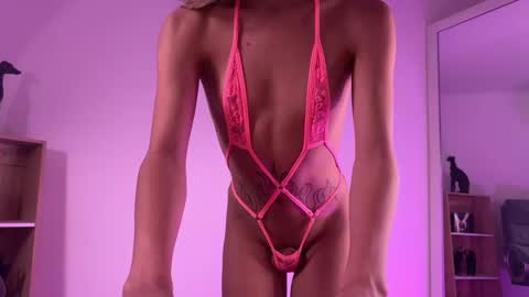 Snapshot of angela_bonetti chatting on 03-06-25, 09:31 Angela Bonetti online show from 03-06-25, 09:31