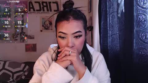 A N G E L A  E L L I S S   online show from 01-15-26, 06:22