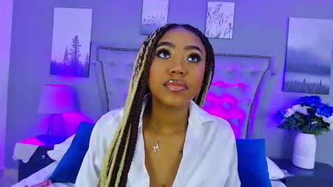 Angela Roberts online show from 11-10-25, 04:11