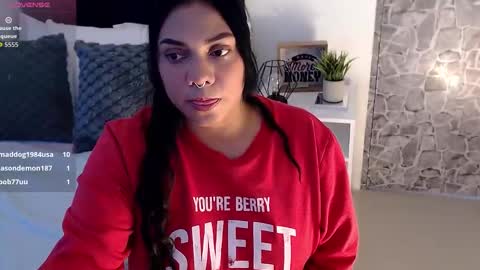 Snapshot of angela_santana_ chatting on 11-07-25, 06:30 Angela online show from 11-07-25, 06:30