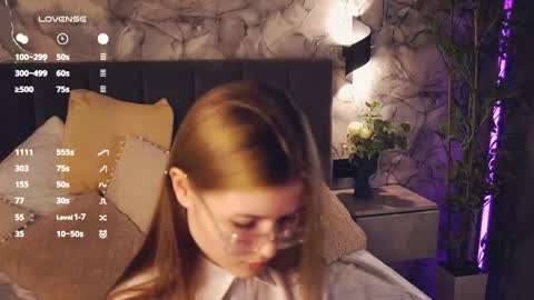 Mary online show from 04-15-26, 12:45