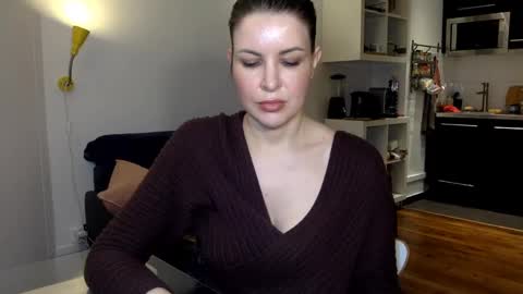 Angela online show from 12-26-24, 07:16