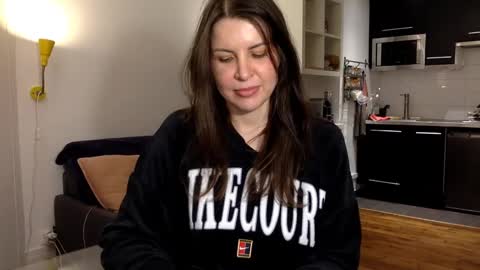 Angela online show from 01-07-25, 10:30