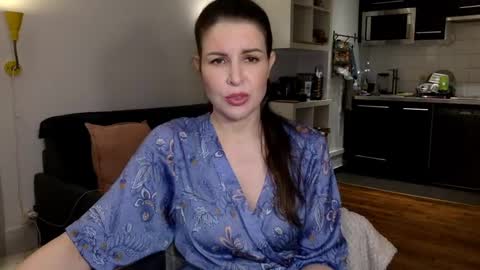 Angela online show from 02-27-25, 09:14