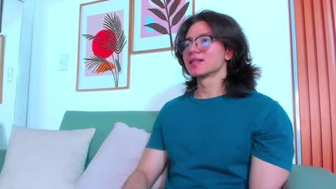 Snapshot of angelbennet_ chatting on 01-31-25, 02:58 Angel Bennet online show from 01-31-25, 02:58