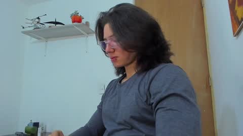 Snapshot of angelbennet_ chatting on 02-07-25, 03:12 Angel Bennet online show from 02-07-25, 03:12