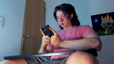 Snapshot of angelbennet_ chatting on 10-21-25, 11:16 Angel Bennet online show from 10-21-25, 11:16