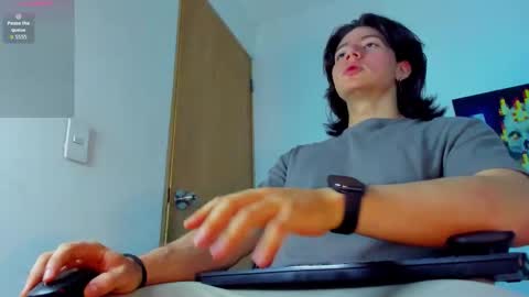 Snapshot of angelbennet_ chatting on 11-02-25, 01:30 Angel Bennet online show from 11-02-25, 01:30