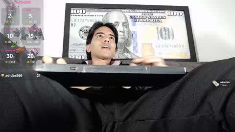 Angel Bianchi online show from 12-19-24, 11:35