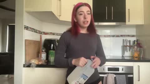 venellope888 online show from 02-01-25, 04:35