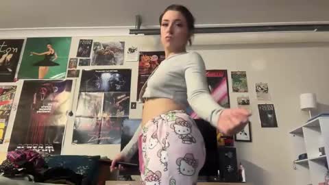 venellope888 online show from 10-07-25, 02:09