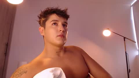 Angel online show from 11-12-25, 09:03