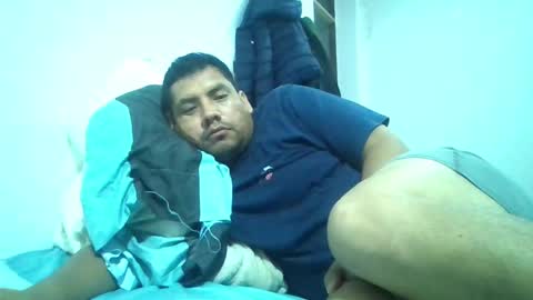 angeldavid90 online show from 10-08-25, 02:09