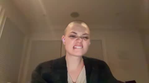 angeleleven11 online show from 01-17-25, 07:41