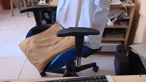 Snapshot of angelgarcia269 chatting on 02-10-26, 01:37 angelgarcia269 online show from 02-10-26, 01:37