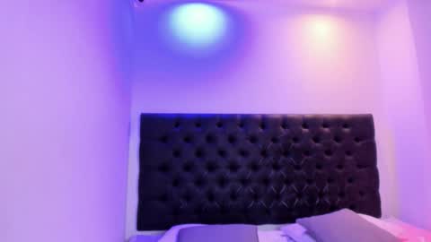 Angeli online show from 11-15-25, 10:56