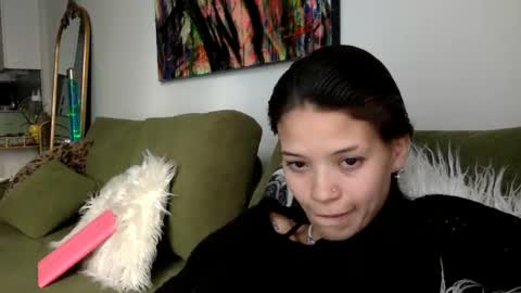 Snapshot of angelia01m chatting on 10-01-25, 10:05 angelia01m online show from 10-01-25, 10:05