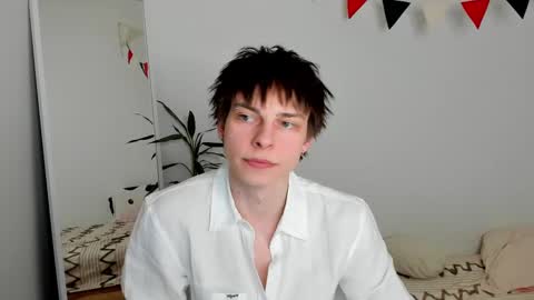 Daniel online show from 03-10-25, 02:59