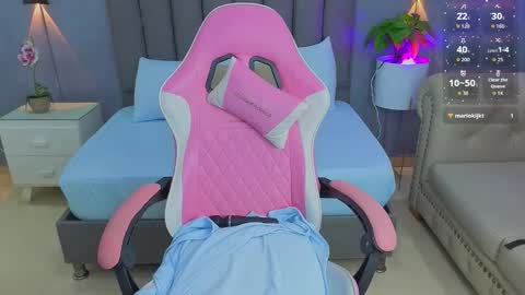 A N G E L I C A online show from 11-07-25, 12:16