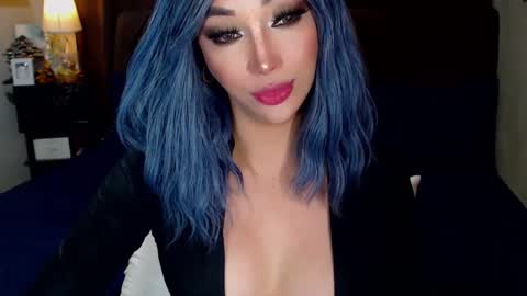 MS. AMALIA online show from 01-29-25, 09:23