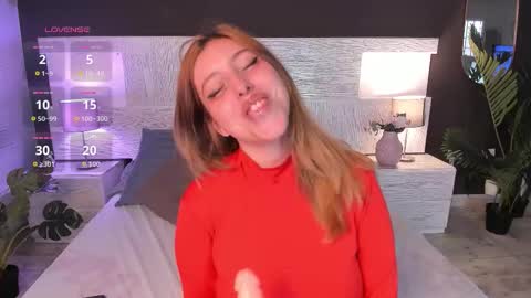 Angelique online show from 10-13-25, 08:53