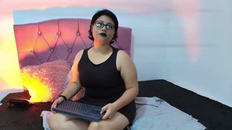 Angelik online show from 02-12-26, 01:00