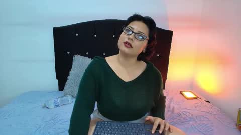 Angelik online show from 02-22-26, 12:45