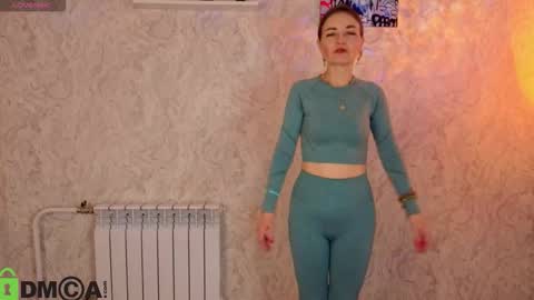 Snapshot of angelina_relax chatting on 02-19-26, 01:23 Angelina online show from 02-19-26, 01:23