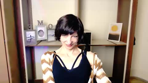 Angelina online show from 10-04-25, 06:33