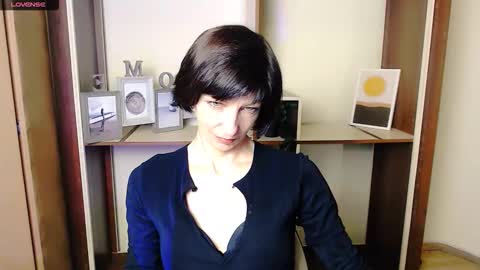 Angelina online show from 10-06-25, 08:34