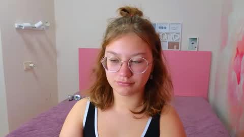 AngelinaLow online show from 10-14-25, 11:22