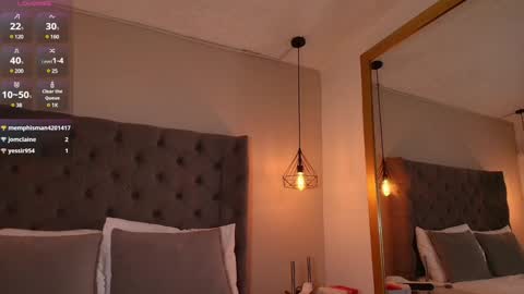 Snapshot of angelinarosss_ chatting on 01-25-25, 07:18 online show from 01-25-25, 07:18