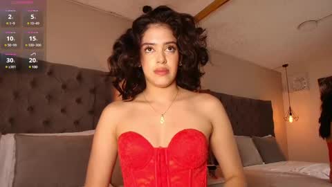 Snapshot of angelinarosss_ chatting on 03-06-25, 05:22 online show from 03-06-25, 05:22