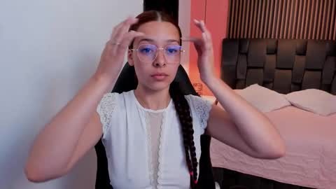 angeline_davies online show from 01-14-26, 04:07