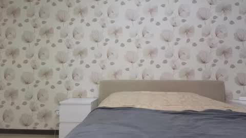 Angel online show from 12-04-25, 04:00