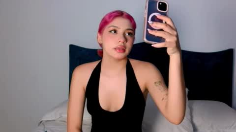 Angelinhaa  online show from 11-14-25, 12:31