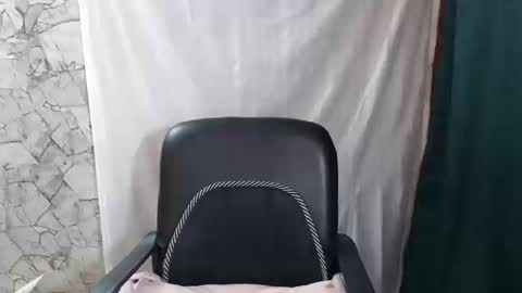 angela online show from 10-16-25, 01:17