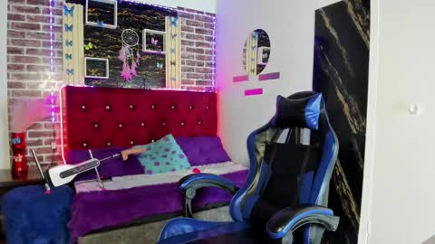 Snapshot of angelitasexxxhot chatting on 11-10-25, 12:53 Angelitasexxxhot online show from 11-10-25, 12:53