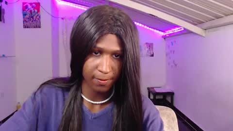 Snapshot of angell_dustt chatting on 12-07-24, 05:59 Danielle online show from 12-07-24, 05:59