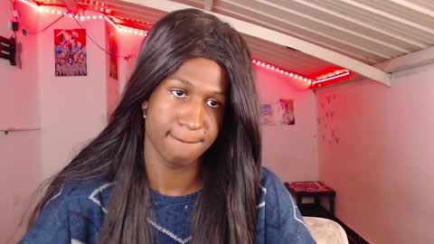 Snapshot of angell_dustt chatting on 01-02-25, 04:20 Danielle online show from 01-02-25, 04:20