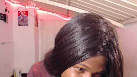 Snapshot of angell_dustt chatting on 01-04-25, 03:40 Danielle online show from 01-04-25, 03:40