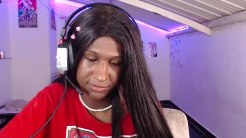 Snapshot of angell_dustt chatting on 01-14-25, 05:19 Danielle online show from 01-14-25, 05:19