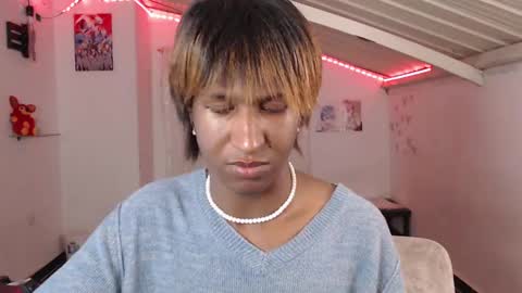 Snapshot of angell_dustt chatting on 01-28-25, 05:32 Danielle online show from 01-28-25, 05:32