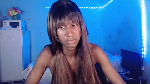 Snapshot of angell_dustt chatting on 09-09-25, 09:25 Danielle online show from 09-09-25, 09:25