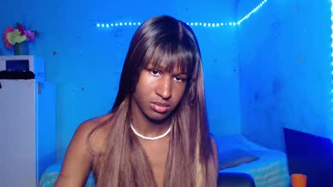 Snapshot of angell_dustt chatting on 09-25-25, 03:21 Danielle online show from 09-25-25, 03:21