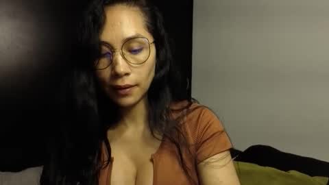 Snapshot of angellaisabella chatting on 10-28-25, 12:36 ANGELA ISABELLA online show from 10-28-25, 12:36