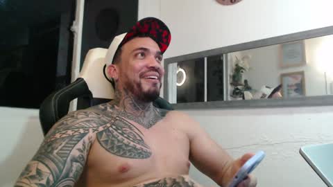 angellatino0 online show from 12-02-24, 03:47