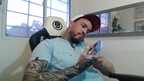 angellatino0 online show from 12-04-24, 10:08