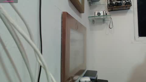 angellatino0 online show from 12-19-24, 08:23